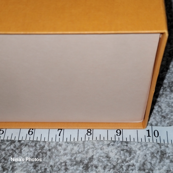 Louis Vuitton LV Collapsible Gift Handbag Box 10.25x9.75x5" & Receipt Envelope - Picture 9 of 15